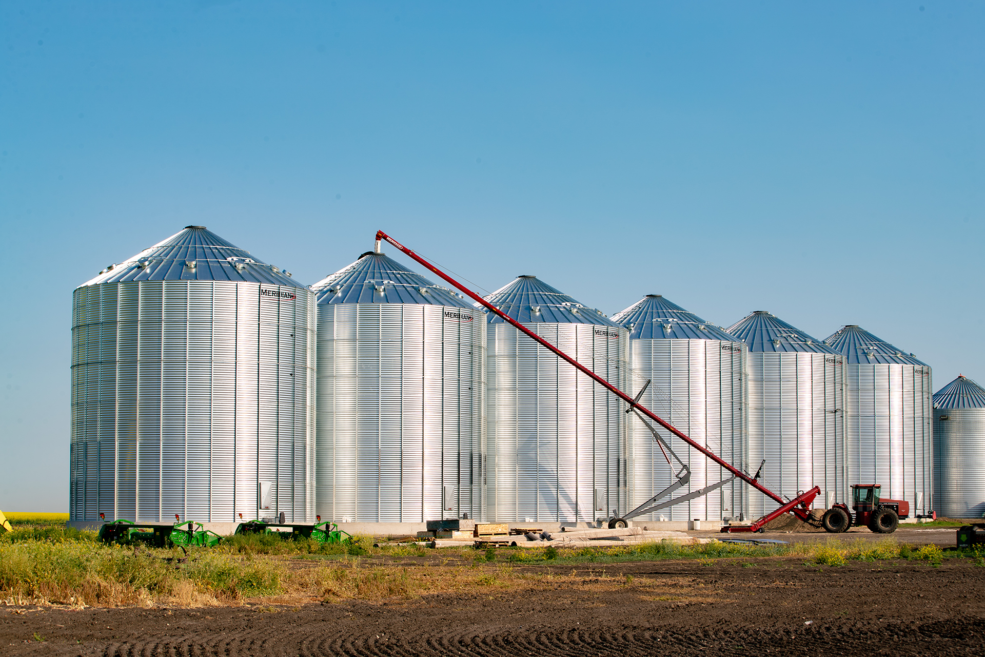 Meridian manufcturingFlat Bottom Corrugated Bins