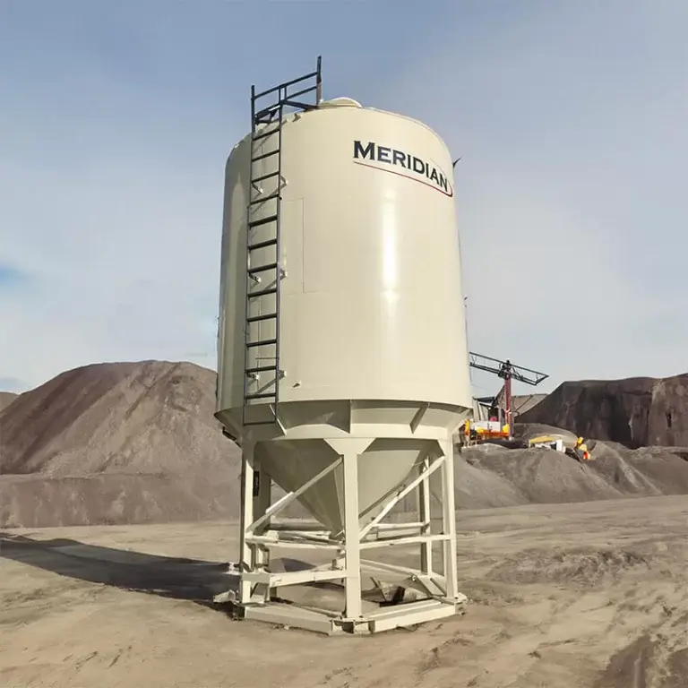 Meridian Manufacturing: SmoothWall Emulsion Silos