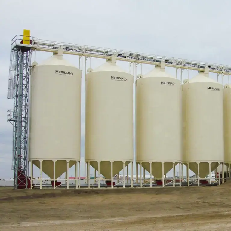 SmoothWall Sand Silos - Convey-All®: a Meridian Manufacturing Brand